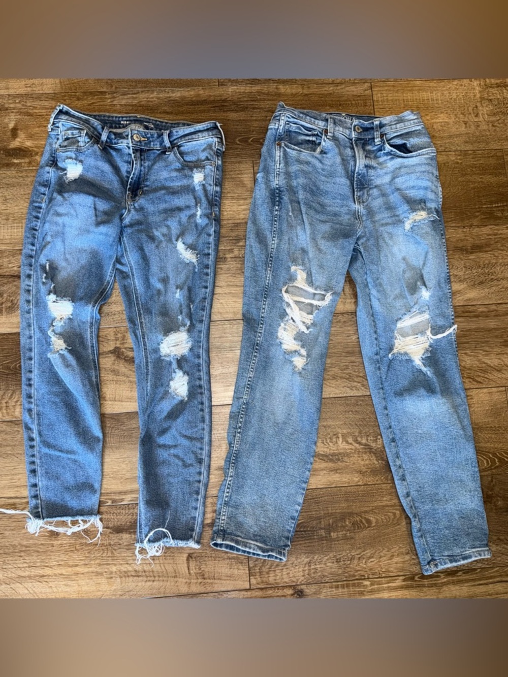 Women's 2 Piece Bundle High Rise Distressed Jeans - Size 8/9